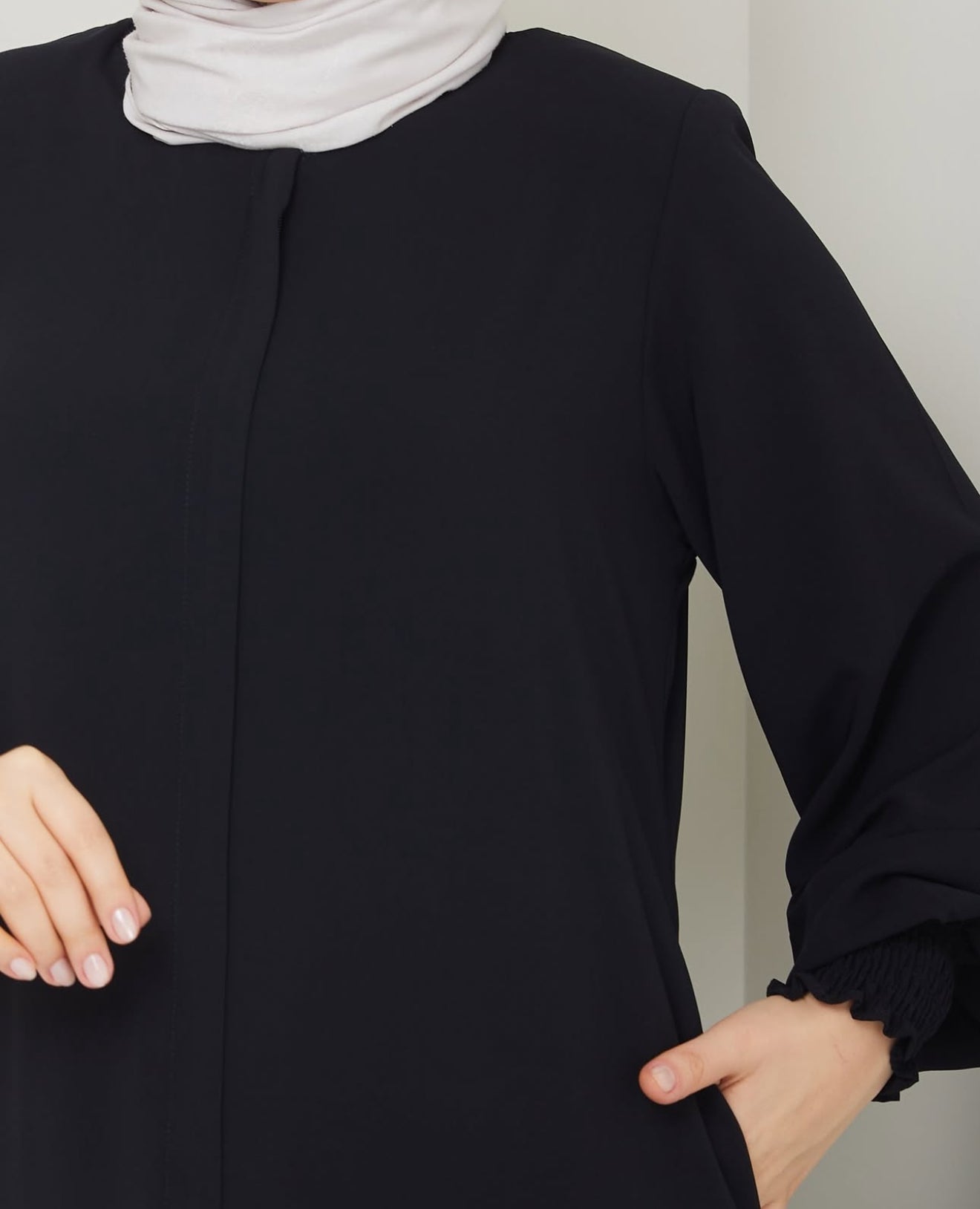 Haya Zipper Abaya