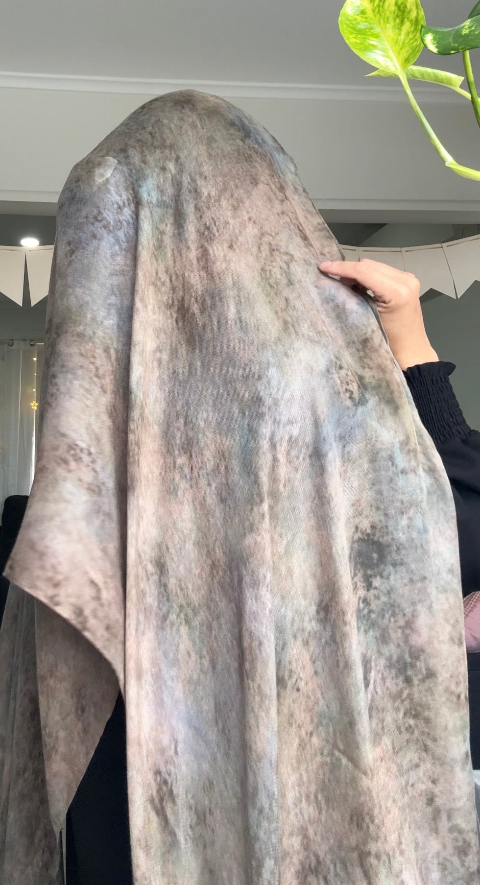 Luxe Print Modal - Lórien