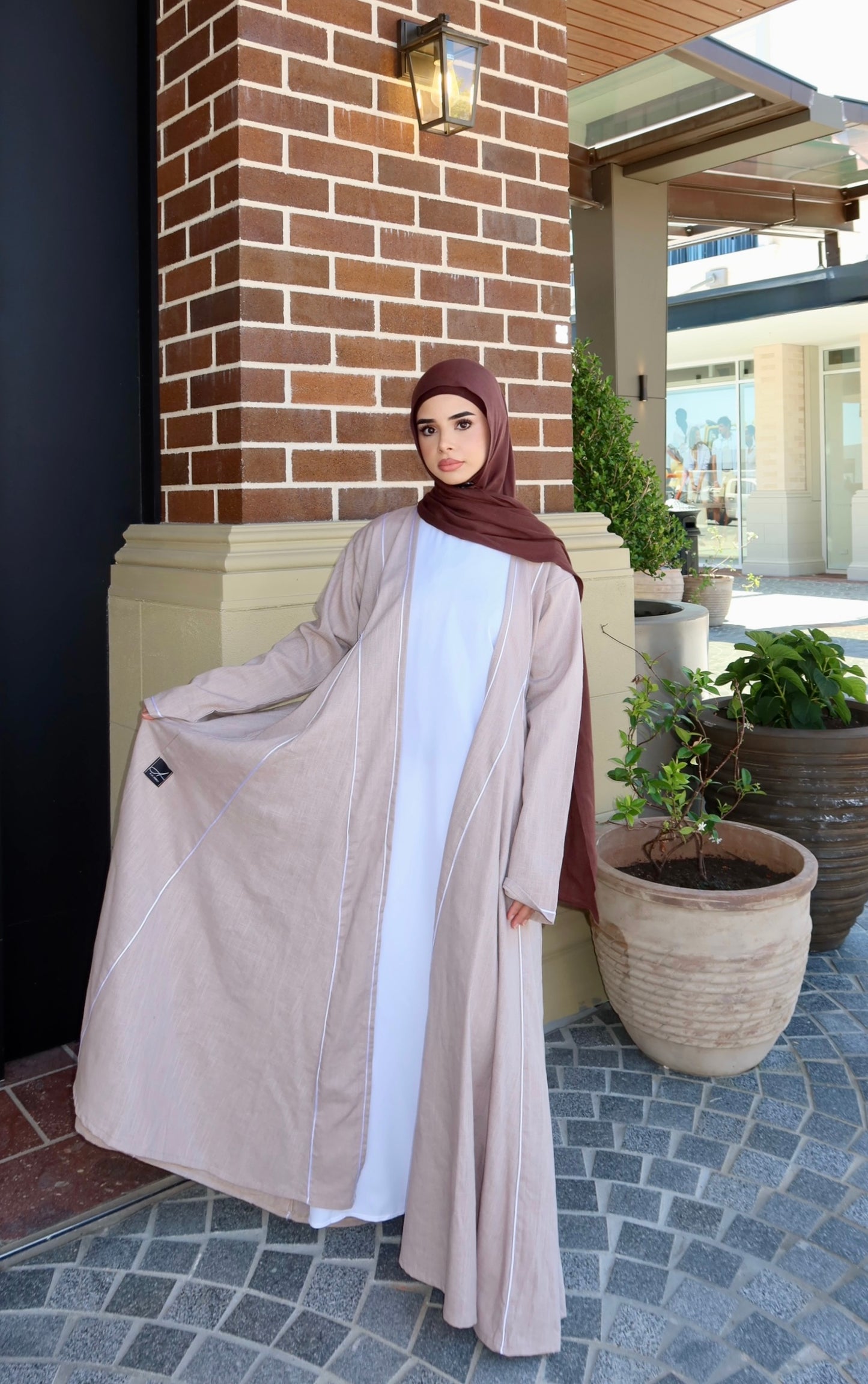 Amara Linen Abaya